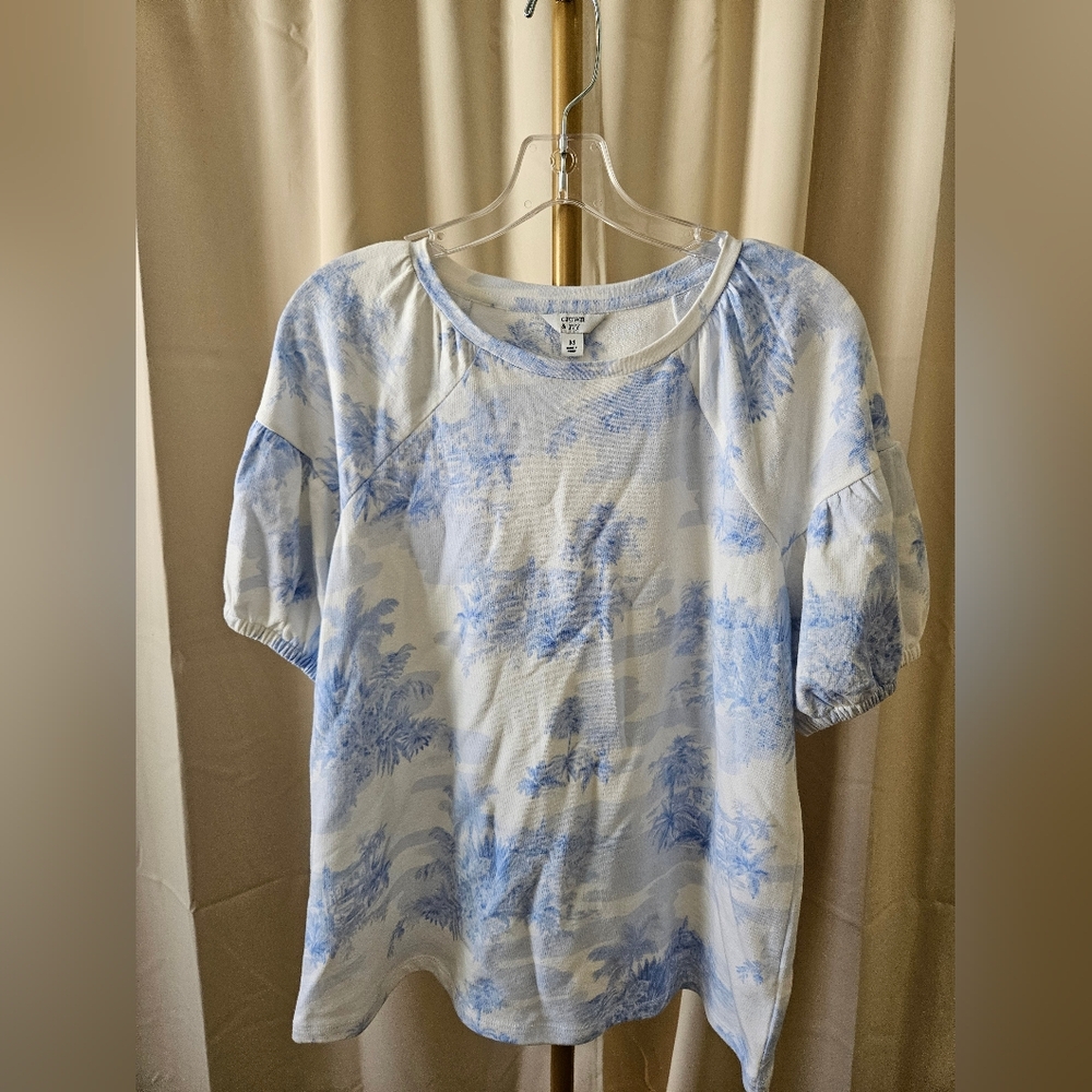 Crown & Ivy Blue & White Toile Knit Top – Size M - Picture 2 of 5